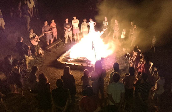 Náhodná fotografie: 35. výroční oheň KŽK-73 Táborový