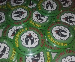 Pozdrav z kníraté akce SPJF - Movember s Rychlými šípy