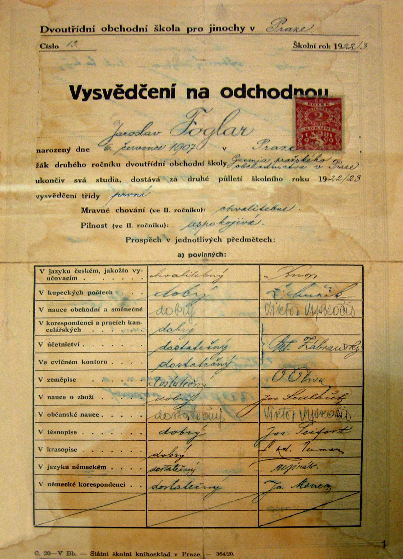 Vysvědčení Jaroslava Foglara za školní rok 1922/1923. Vysvědčení Jaroslava Foglara za školní rok 1922/1923.