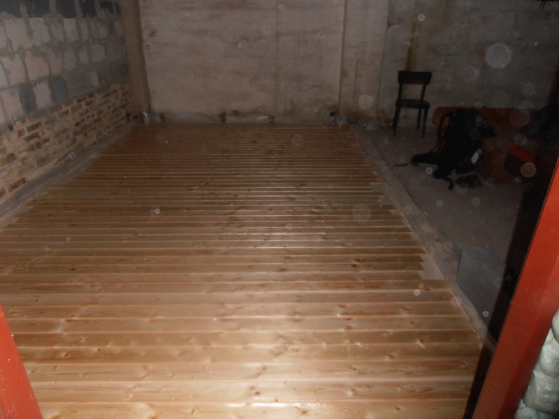 Drobek se opravdu činila a krásné dřevo je připraveno